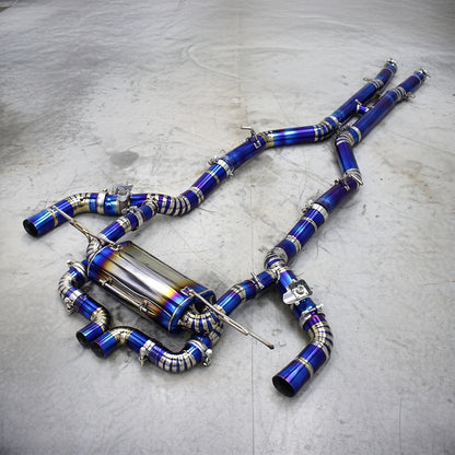 Mercedes-Benz AMG GTR C190 Titanium Exhaust System